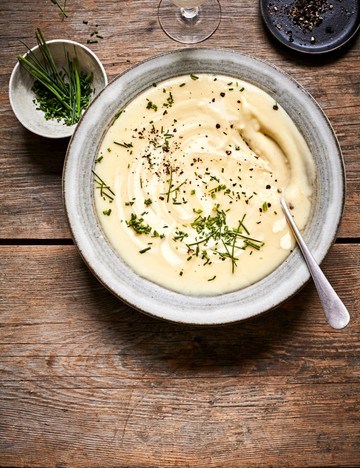 Parsnip and apple soup