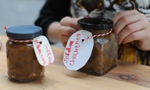Parsnip, banana and date chutney