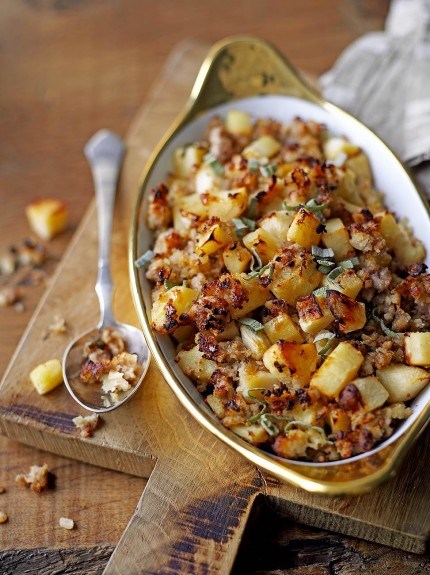 Parsnip, pork & apple stuffing