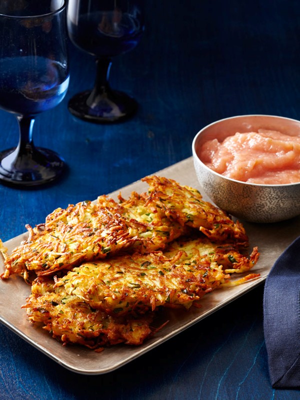 Parsnip-potato latkes with cinnamon applesauce