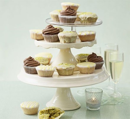 Party cupcakes for a crowd
