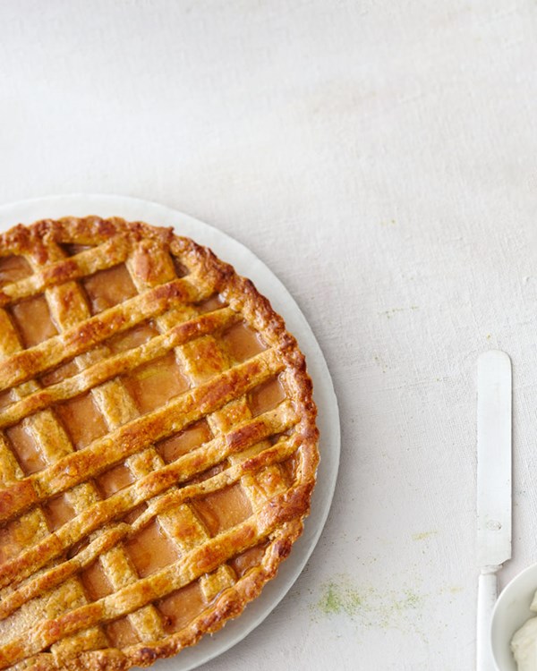Party-size quince tart