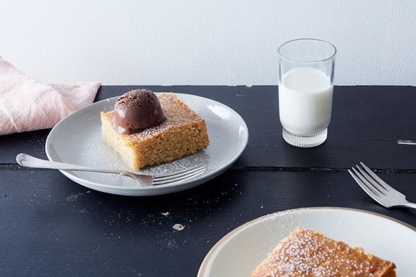 Party-trick peanut butter cake