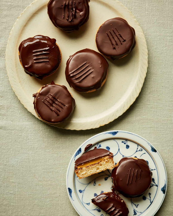 Passion fruit Jaffa cakes