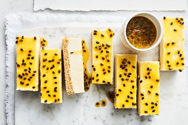 Passionfruit cheesecake slice bars