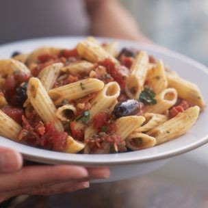 Pasta alla puttanesca