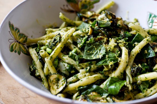 Pasta and fried courgette salad