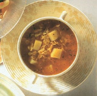 Pasta and potato soup (Minestra di pasta e patate) 