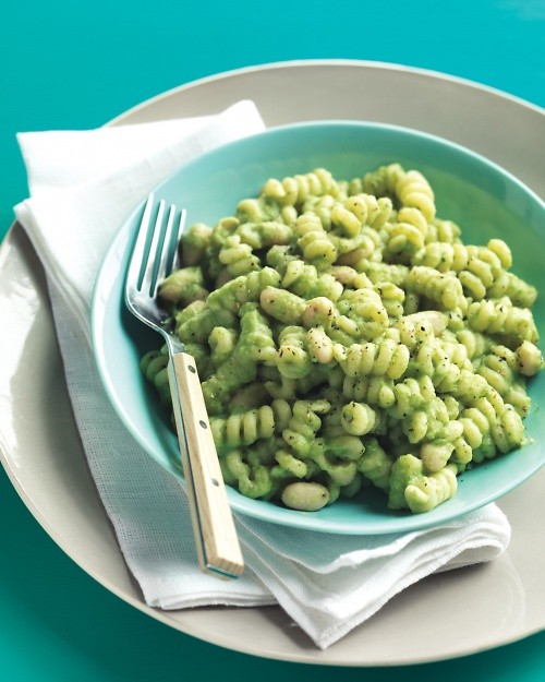 Pasta and white beans with broccoli pesto