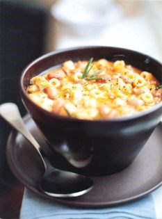 Pasta e fagioli with fresh borlotti beans