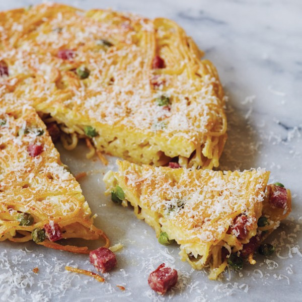 Pasta pizza