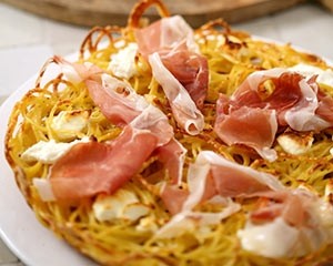 Pasta pizza bianca