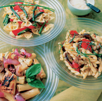 Pasta salad with fennel, red onions, and sun-dried tomatoes