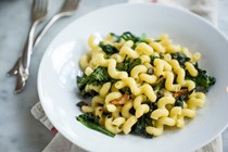 Pasta with anchovies, garlic, chiles and kale