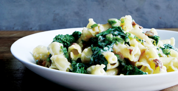 Pasta with anchovy butter and broccoli rabe