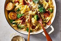 Pasta with broccoli and chicken sausage