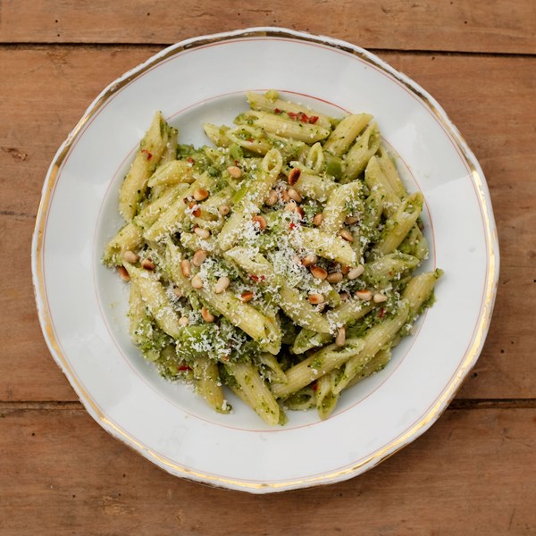 Pasta with broccoli and stars (Pasta met broccoli en sterren [Richard van Oostenbrugge]