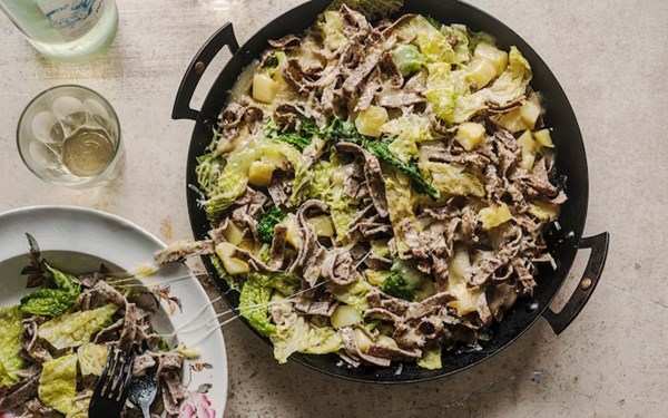 Pasta with cabbage and potatoes (Pizzoccheri della Valtellina)