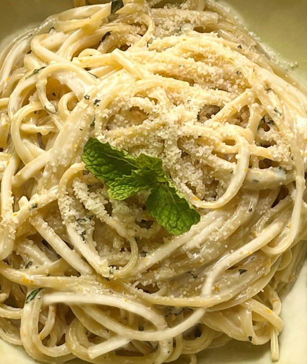 Pasta with citrus cream sauce