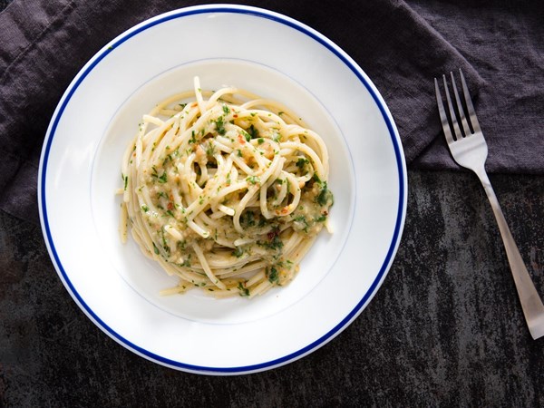 Pasta with colatura (Spaghetti con la colatura)