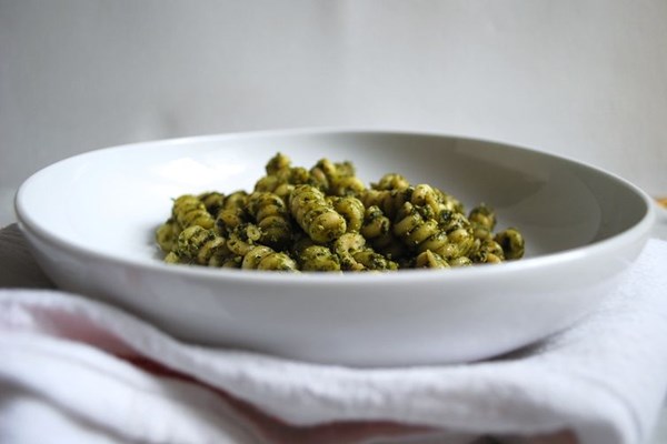 Pasta with creamy basil, almond, and ricotta sauce
