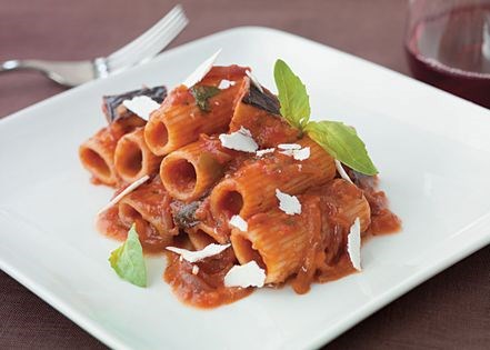 Pasta with eggplant (Pasta alla Norma)