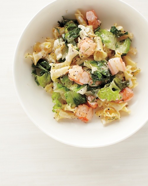Pasta with escarole and shrimp