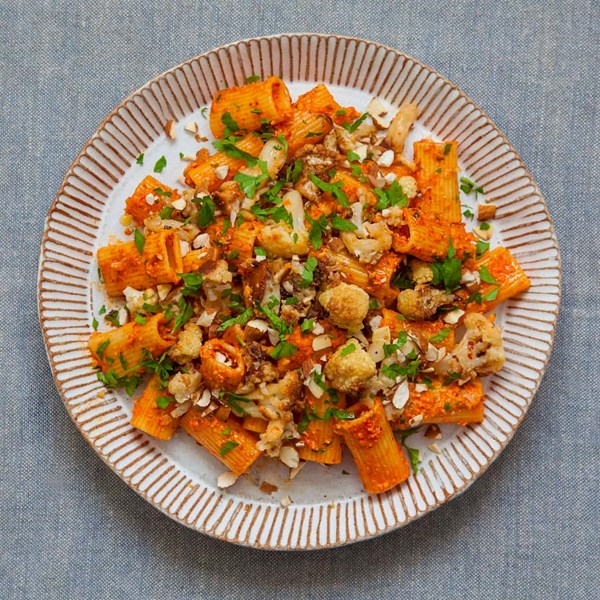 Pasta with fried cauliflower and red pepper pesto