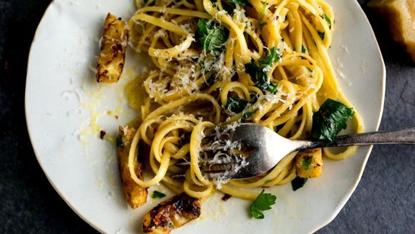 Pasta with fried lemons and chile flakes
