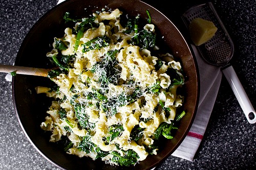Pasta with garlicky broccoli rabe