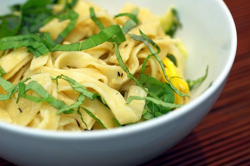 Pasta with goat cheese, zucchini and summer squash