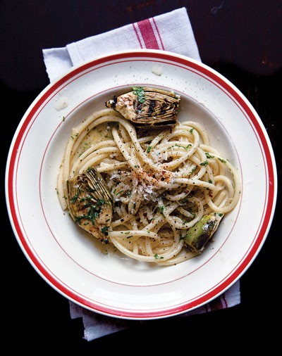 Pasta with grilled artichokes 