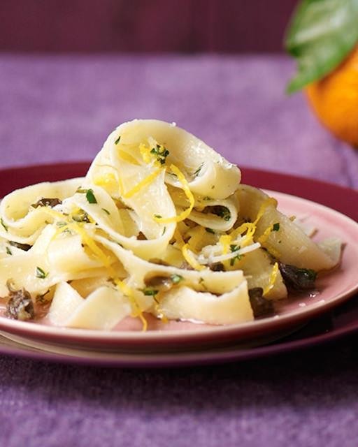 Pasta with lemon, capers and Parmesan