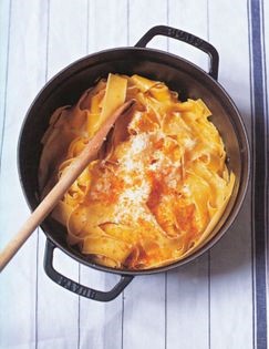 Pasta with mascarpone, Parmesan & lemon zest