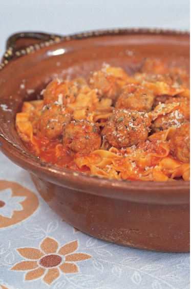Pasta with meatballs
