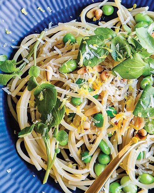 Pasta with peas, edamame, & lemon