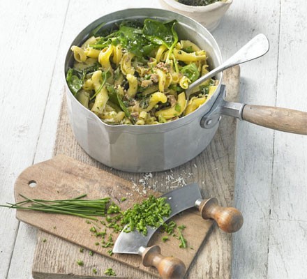 Pasta with pesto & fresh herbs