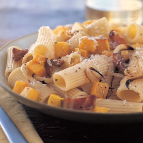 Pasta with roasted squash & bacon