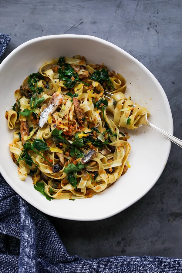 Pasta with sardines, bread crumbs, and capers