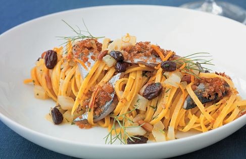 Pasta with sardines (Pasta con le sarde)