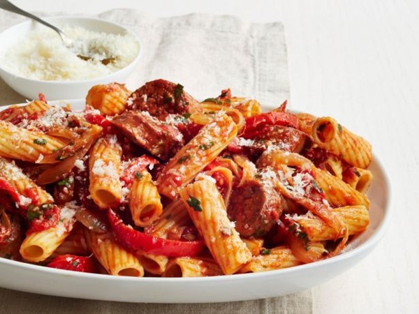 Pasta with sausage and peppers