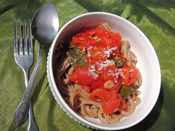 Pasta with tomato confit