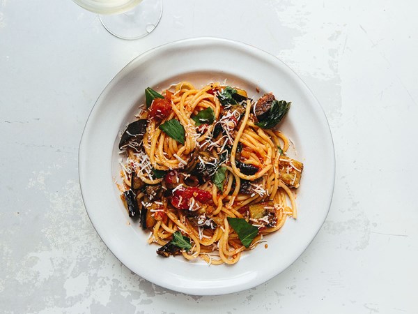 Pasta with tomato sauce and eggplant (Pasta alla Norma)