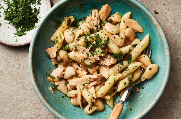 Pasta with tuna & butter beans