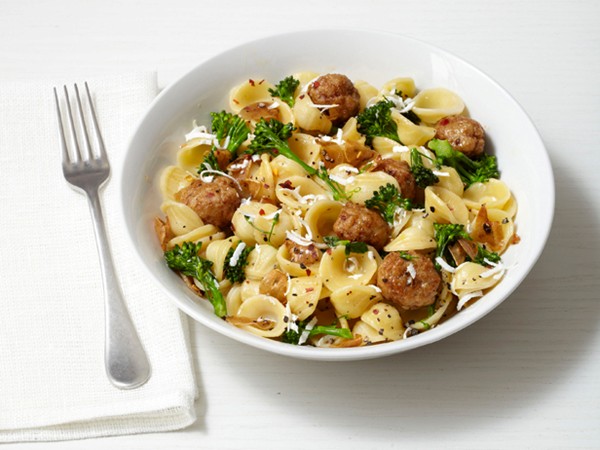 Pasta with turkey meatballs