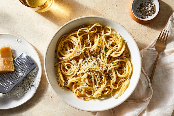 Pasta with white wine sauce
