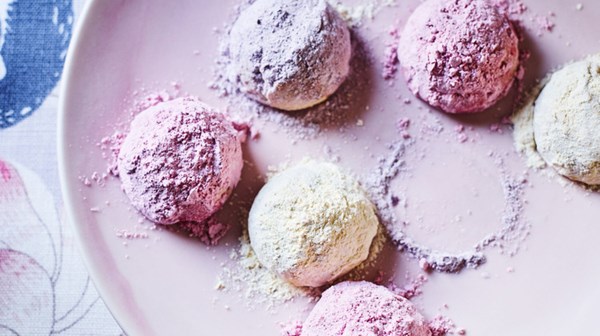 Pastel butter cookies