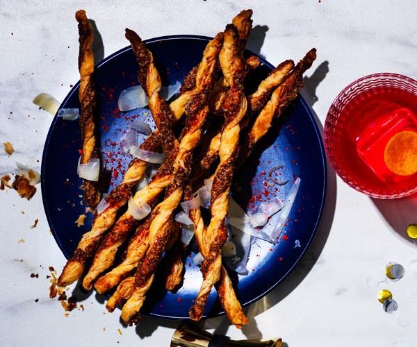 Pastry twists with 'nduja and pecorino