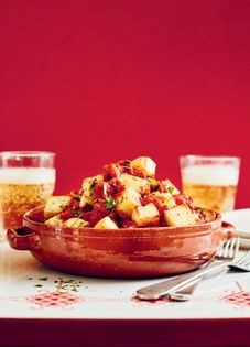 Patatas bravas