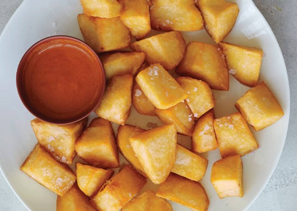 Patatas bravas with pimentón sauce